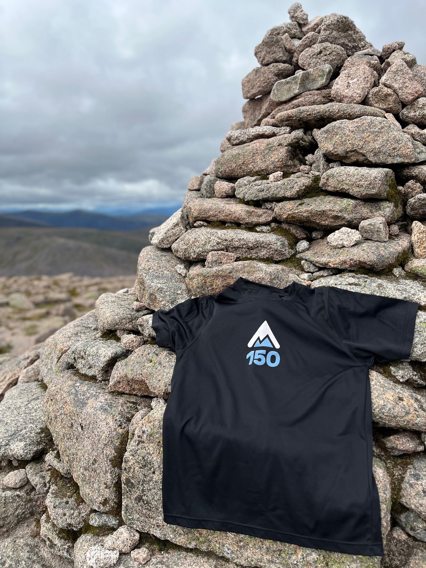 Men's Recycled T-shirt - Milestone 150+ Munros